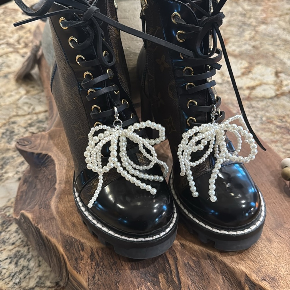 Pearl Fashion Beaded Bow Shoe Accessories - Picture 5 of 10